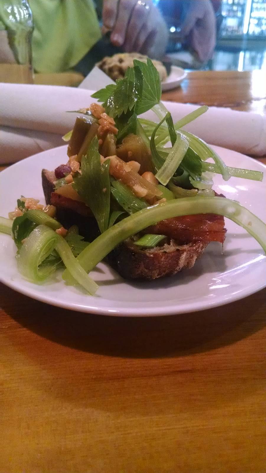 Dutchs | restaurant | 3378 Erie Ave, Cincinnati, OH 45208, USA | 5138711446 OR +1 513-871-1446