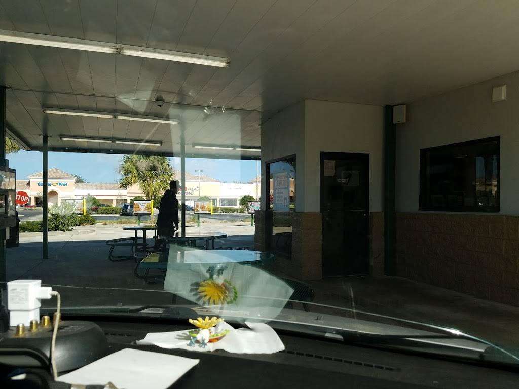 Sonic Drive-In | restaurant | 650 Cheney Hwy, Titusville, FL 32780, USA | 3213838818 OR +1 321-383-8818