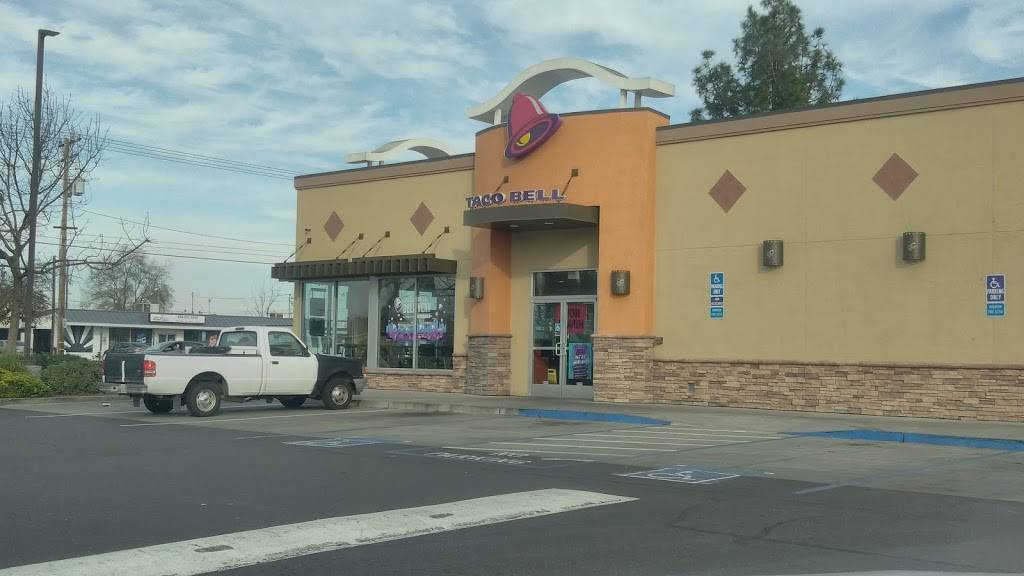 Taco Bell | meal takeaway | 2918 E Whitmore Ave, Ceres, CA 95307, USA | 2095388611 OR +1 209-538-8611