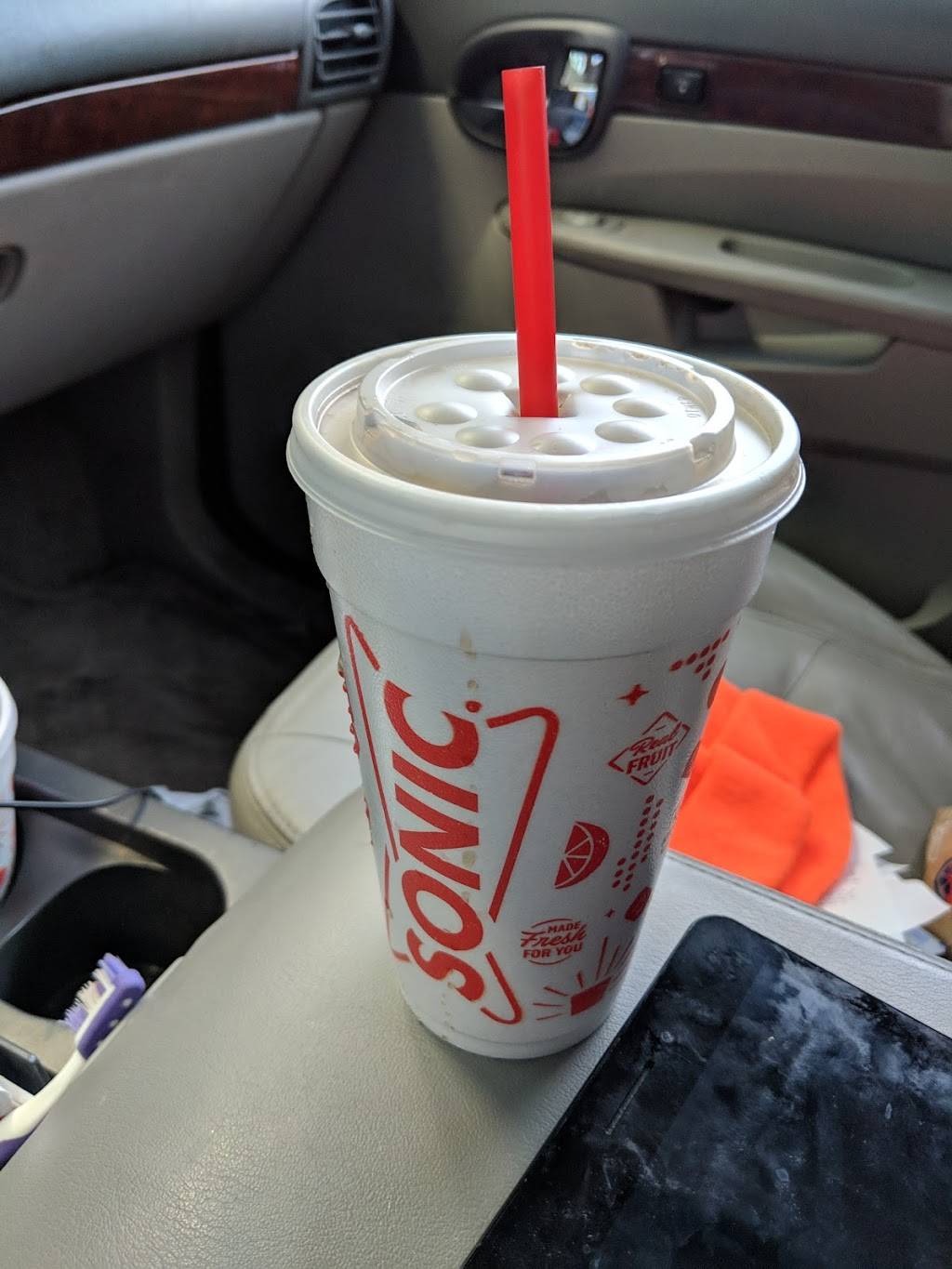 Sonic Drive-In | restaurant | 5350 Merle Hay Rd, Johnston, IA 50131, USA | 5153347309 OR +1 515-334-7309