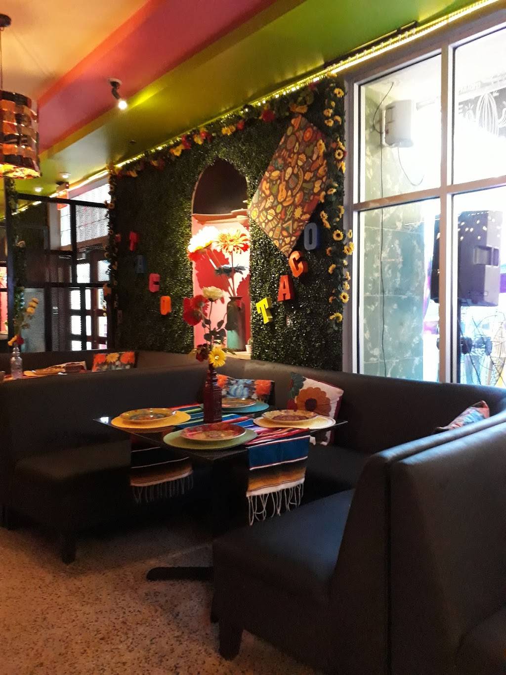 Taco Taco | restaurant | 1720 Collins Ave, Miami Beach, FL 33139, USA | 3056741160 OR +1 305-674-1160