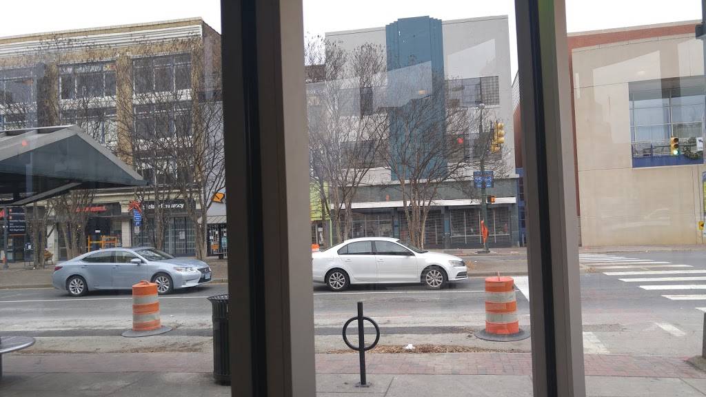 Subway | meal takeaway | 321 E Broad St, Richmond, VA 23219, USA | 8046497827 OR +1 804-649-7827