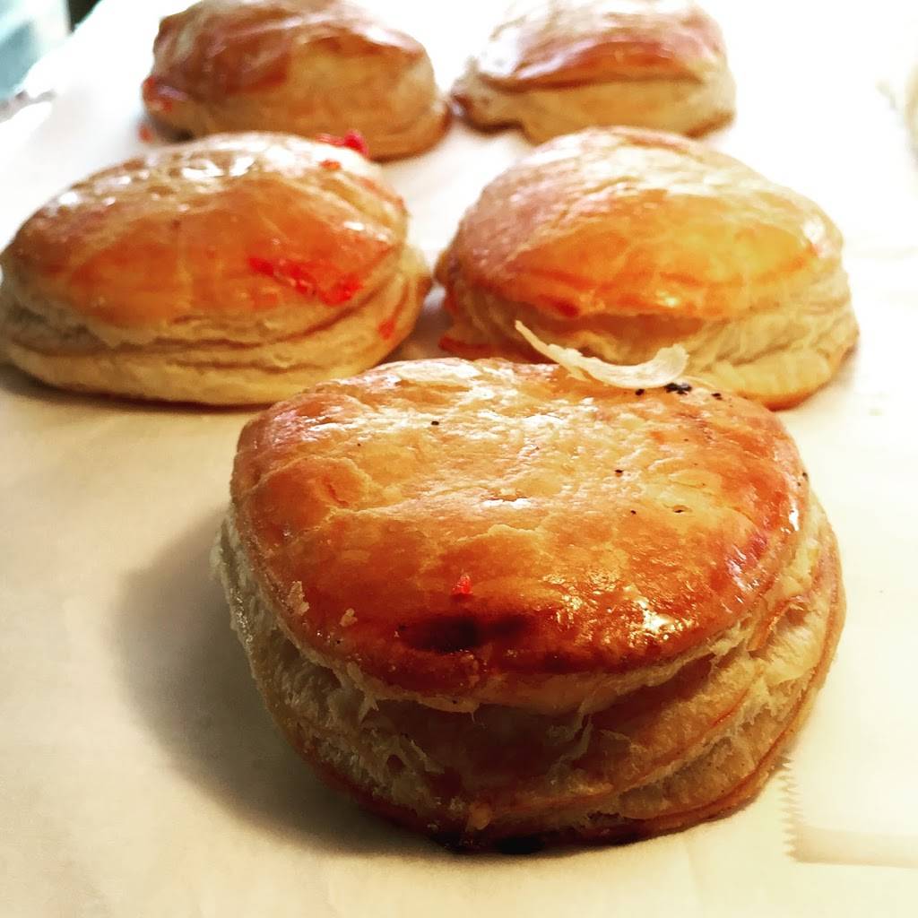 Davids Cafe Cafecito | restaurant | 919 Alton Rd, Miami Beach, FL 33139, USA | 3055348736 OR +1 305-534-8736