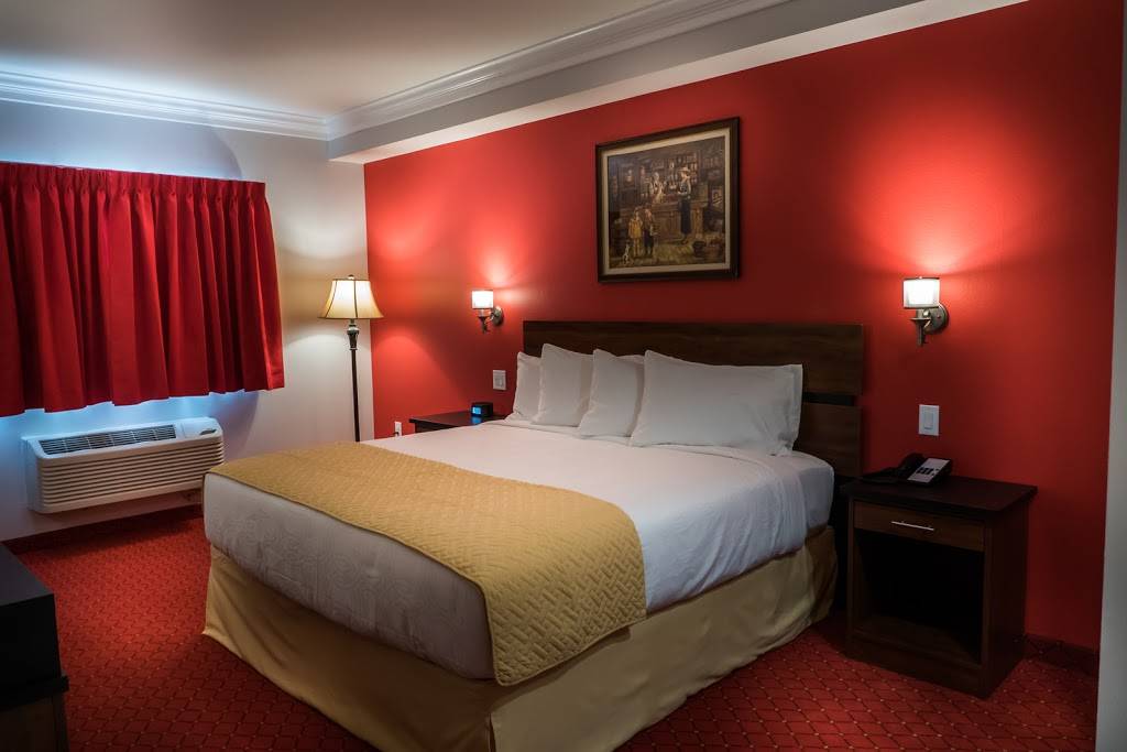 Skyline Hotel & Casino | restaurant | 1741 N Boulder Hwy, Henderson, NV 89011, USA | 7025657907 OR +1 702-565-7907