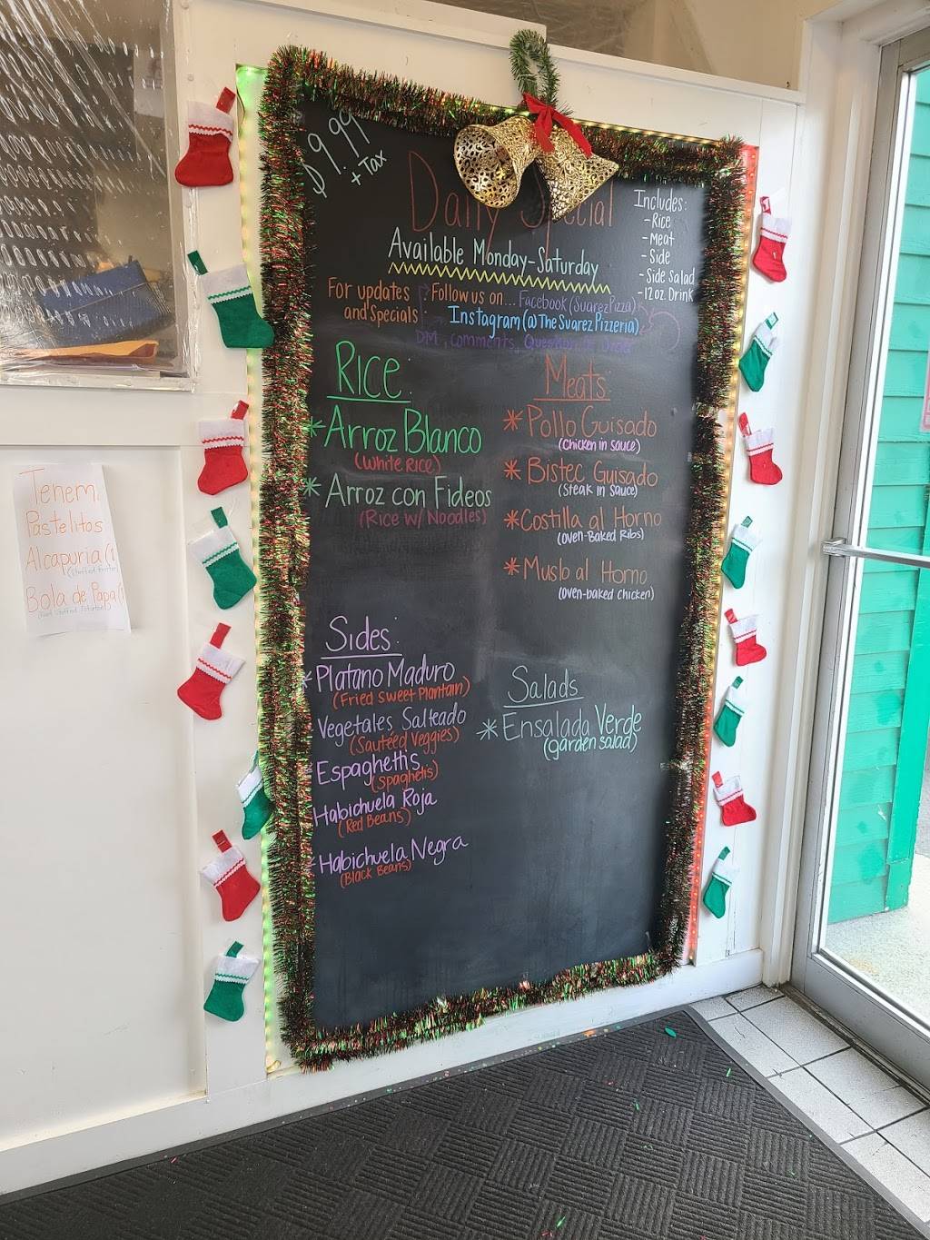 Suarez Pizza | restaurant | 176 Pelham St, Methuen, MA 01844, USA | 9786850352 OR +1 978-685-0352