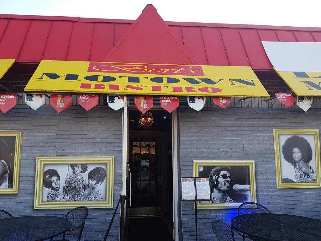 The Motown Bistro | restaurant | 2735 Russell St, Detroit, MI 48207, USA | 3135672811 OR +1 313-567-2811