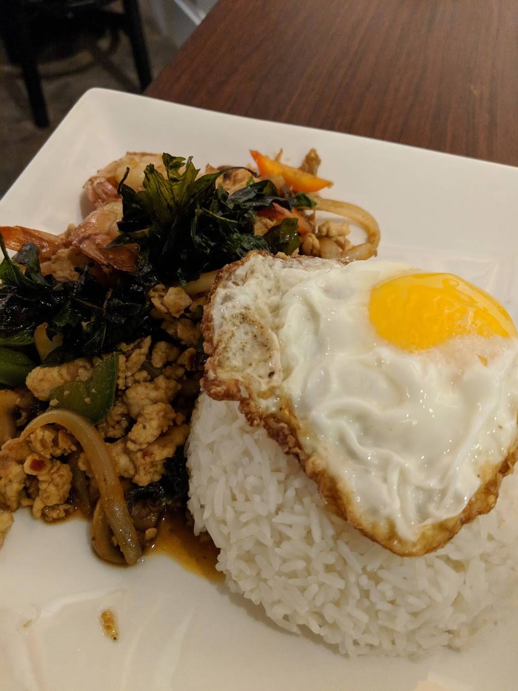 Thai the Knot Asian kitchen | restaurant | 201 Villa Rd, Newberg, OR 97132, USA | 5035388815 OR +1 503-538-8815