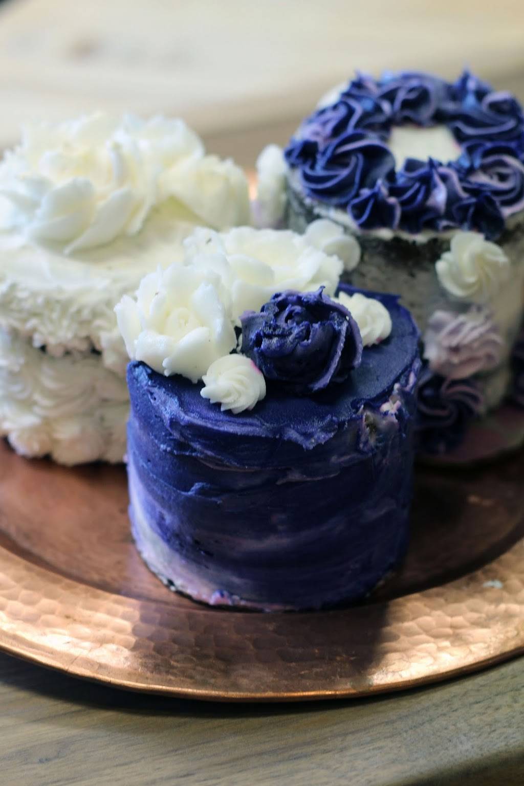 Decadent Delights | bakery | 1644, 7703 Fox Chase Ln, Wellington, CO 80549, USA | 9702861120 OR +1 970-286-1120