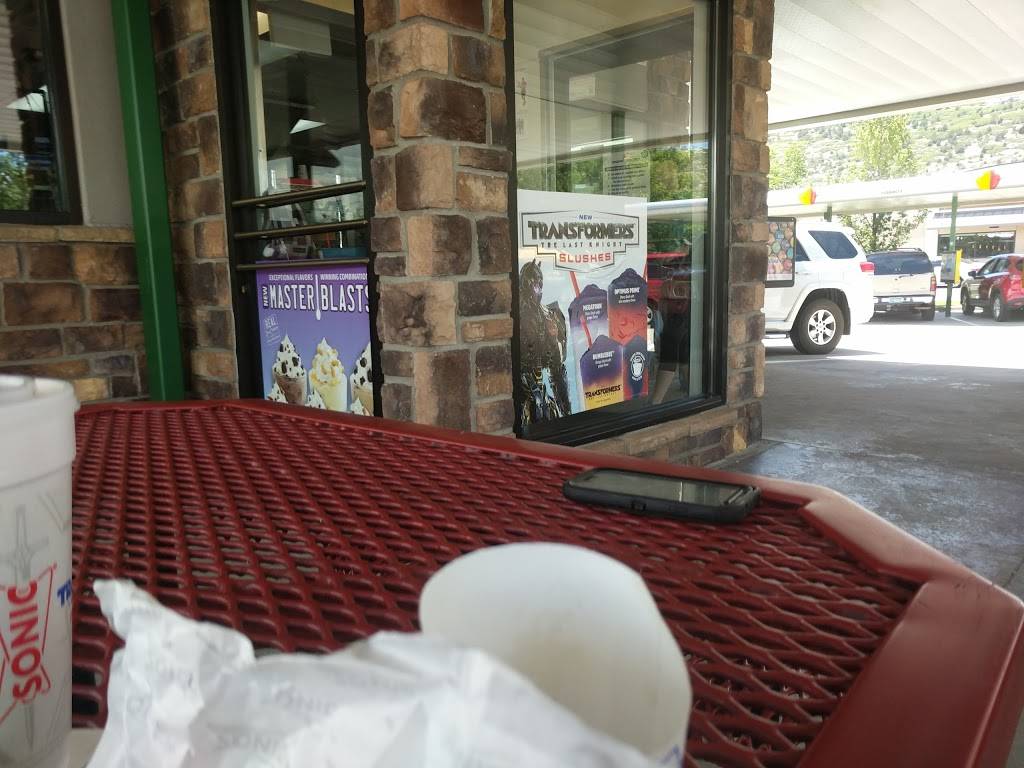 Sonic Drive-In | restaurant | 7561 Shaffer Pkwy, Littleton, CO 80127, USA | 3039721857 OR +1 303-972-1857
