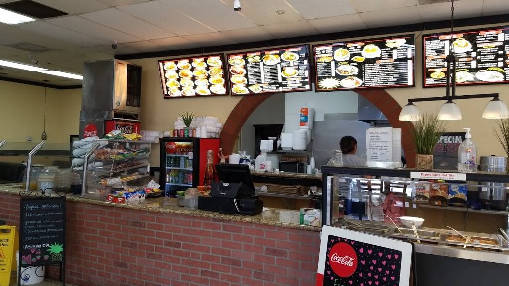 Broncos Mexican Food | restaurant | 2455 Otay Center Dr, San Diego, CA 92154, USA | 6196907428 OR +1 619-690-7428