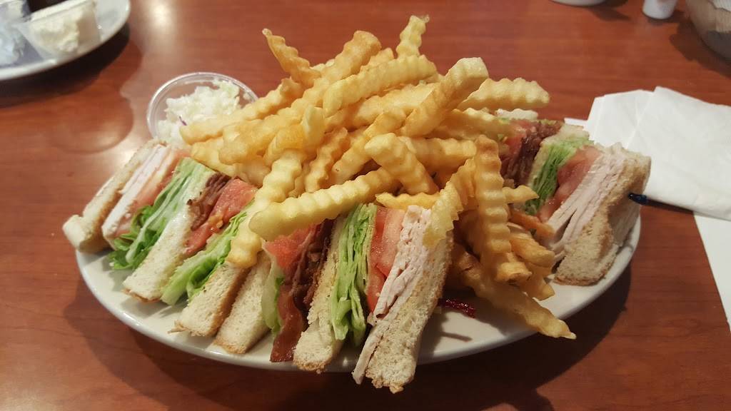 Hollywood Grill | restaurant | 2246, 1601 W North Ave, Chicago, IL 60622, USA | 7733951818 OR +1 773-395-1818