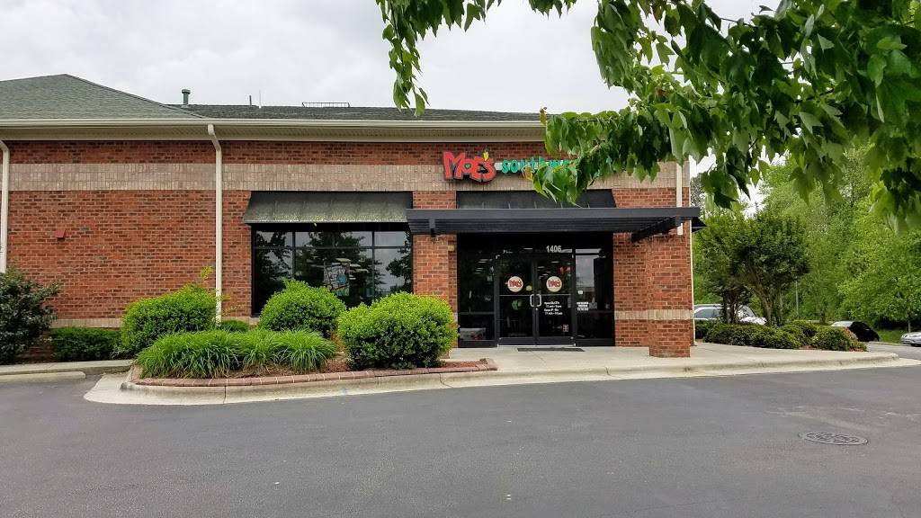 Moes Southwest Grill | restaurant | 1410 E Broad St, Fuquay-Varina, NC 27526, USA | 9195575507 OR +1 919-557-5507