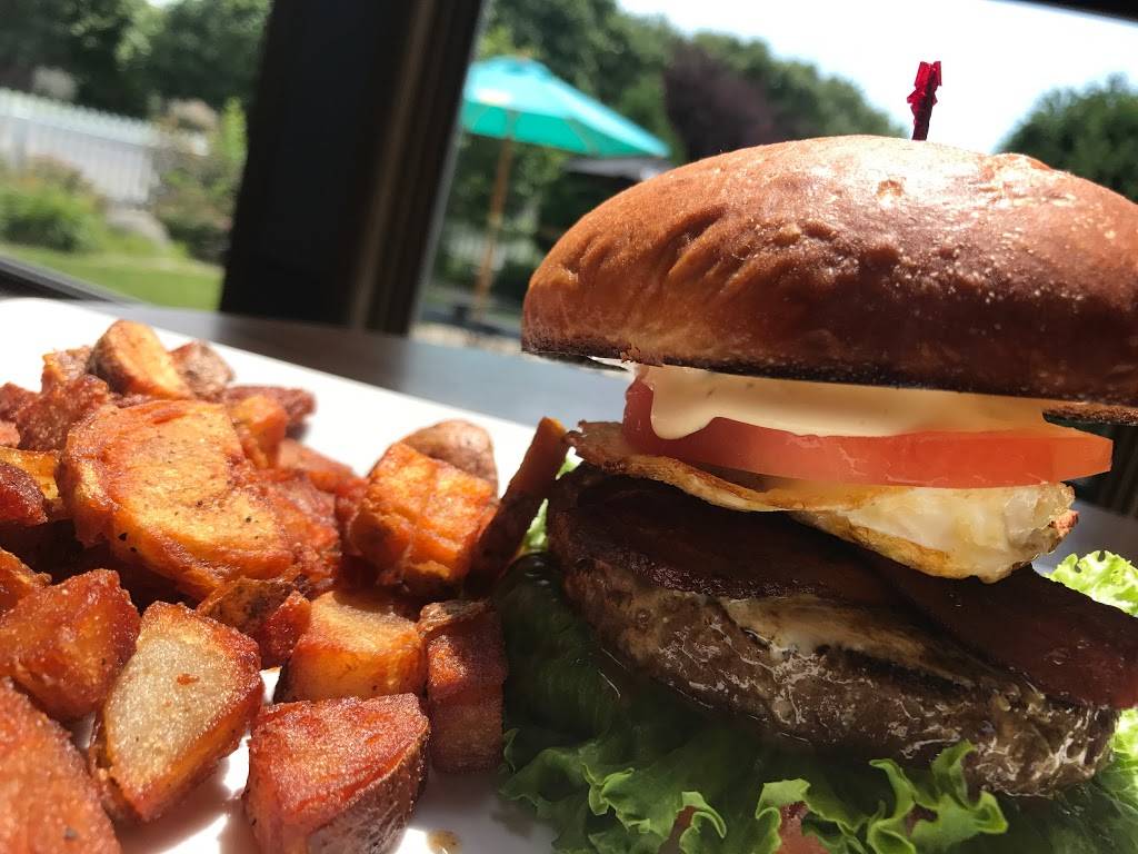 Dalys Bar & Grill | restaurant | 1086 Emerald Terrace, Sun Prairie, WI 53590, USA | 6088378811 OR +1 608-837-8811