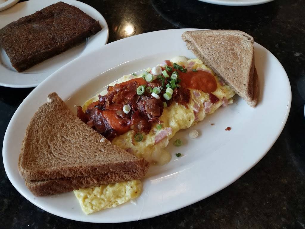 Parkland Restaurant | restaurant | 2702 Walbert Ave, Allentown, PA 18104, USA | 6104322745 OR +1 610-432-2745