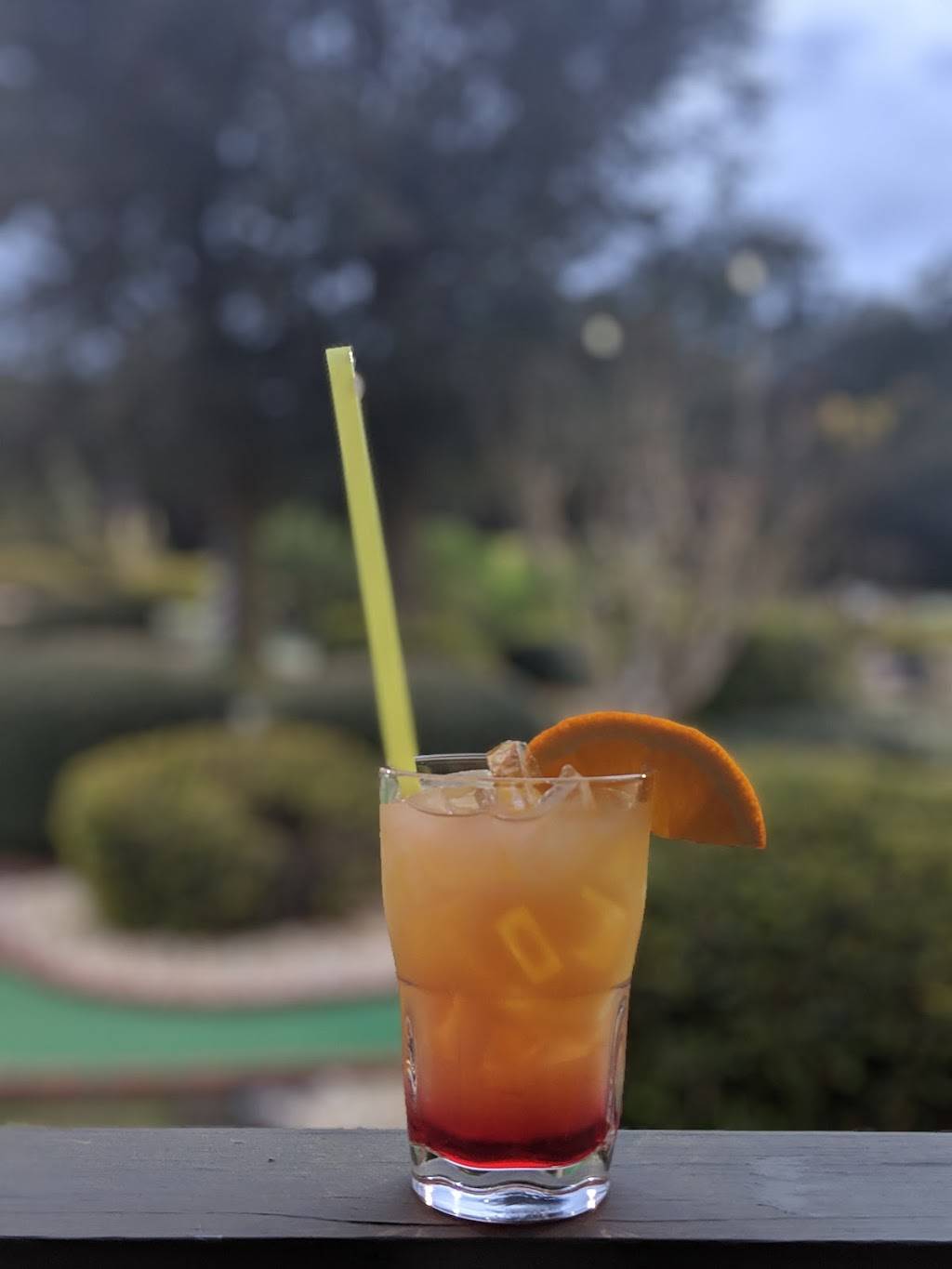 Bogeys Sports Bar & Mini Golf | restaurant | 7890 US-80, Savannah, GA 31410, USA | 9128983833 OR +1 912-898-3833