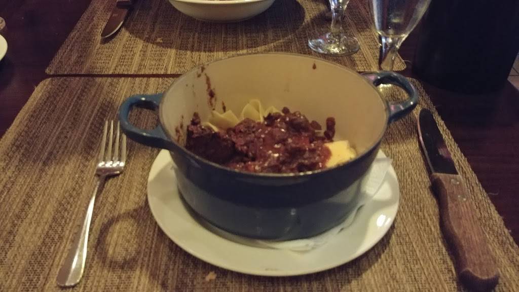 Bistro Le Crillon | restaurant | 2523 Eastbluff Dr, Newport Beach, CA 92660, USA | 9496408181 OR +1 949-640-8181