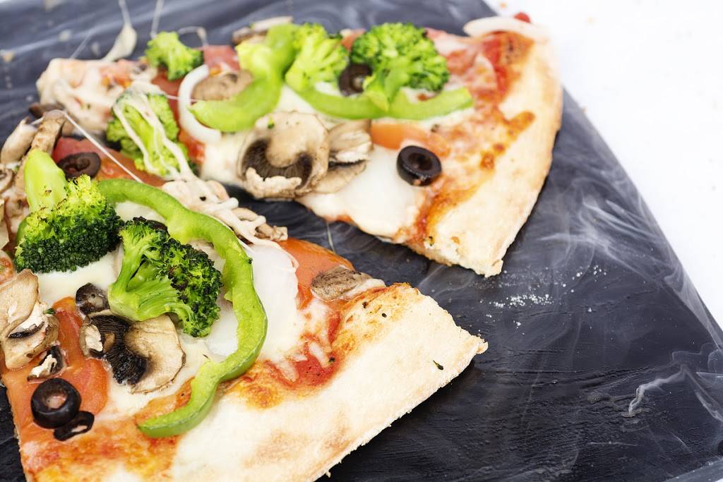 Pier Pizza Co | restaurant | 328 Main St, Wakefield, RI 02879, USA | 4017888181 OR +1 401-788-8181