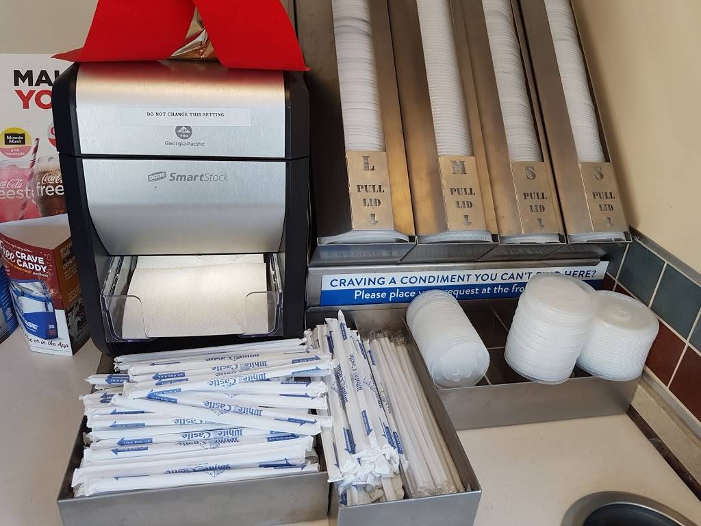 White Castle | restaurant | 7900 Harlem Ave, Bridgeview, IL 60455, USA | 8008432728 OR +1 800-843-2728