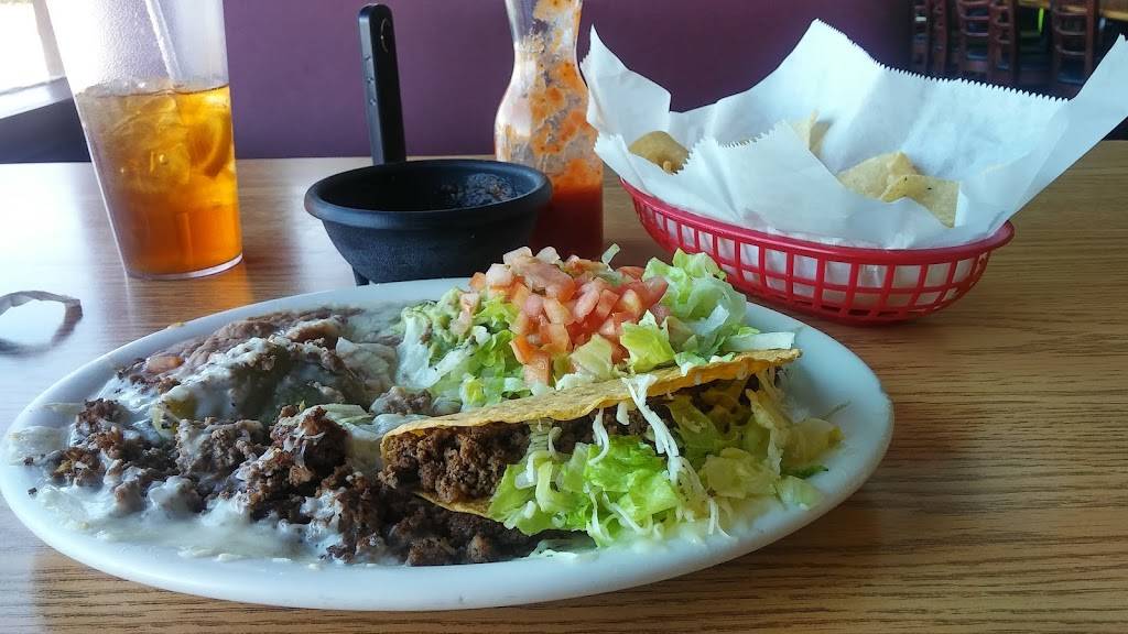 El Azteca | restaurant | 152 Dallas Dr, Commerce, GA 30529, USA | 7063368821 OR +1 706-336-8821