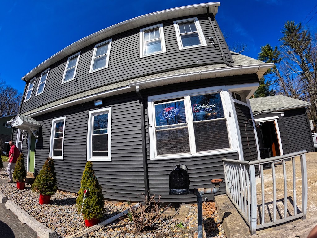 Sullivan House Bar & Grill | restaurant | 544 Wurtsboro Mountain Rd, Wurtsboro, NY 12790, USA | 8456444058 OR +1 845-644-4058