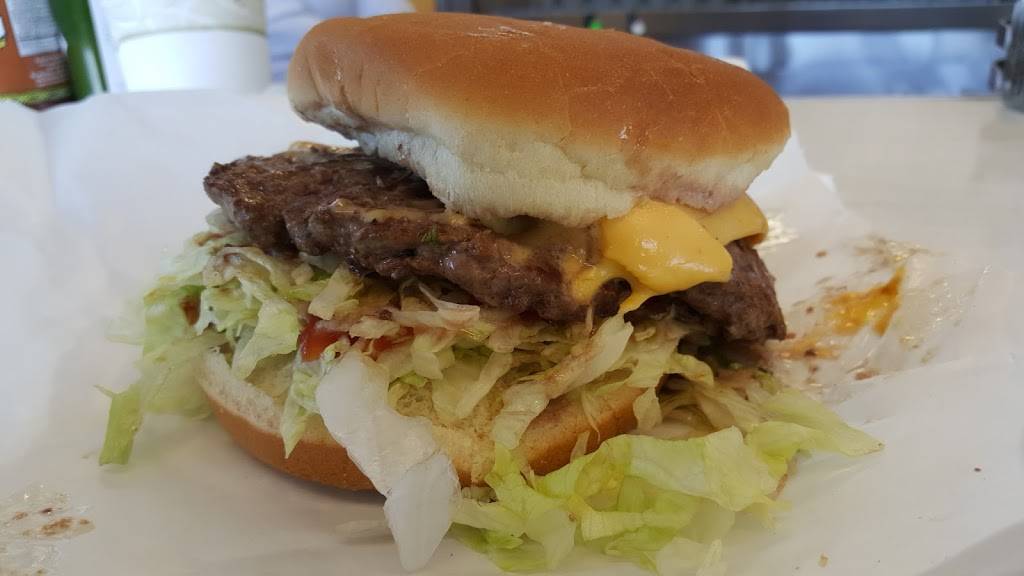 Daves Giant Hamburger | restaurant | 1055 N Texas St, Fairfield, CA 94533, USA | 7074251818 OR +1 707-425-1818