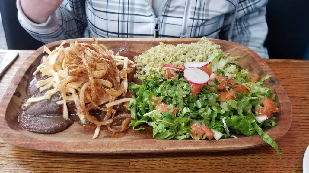 Amelias Exquisite Mexican Dining | restaurant | 105 NE 4th Ave, Hillsboro, OR 97124, USA | 5036150191 OR +1 503-615-0191