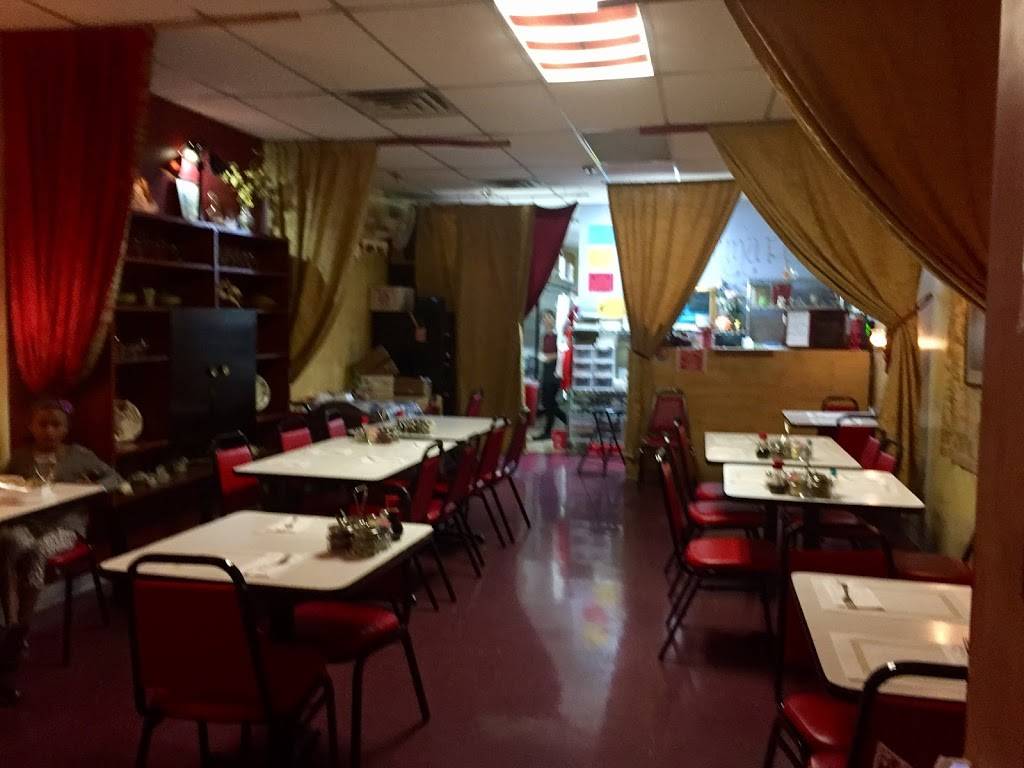 Prommares Thai Food | restaurant | 6362 W Sahara Ave, Las Vegas, NV 89146, USA | 7022219644 OR +1 702-221-9644