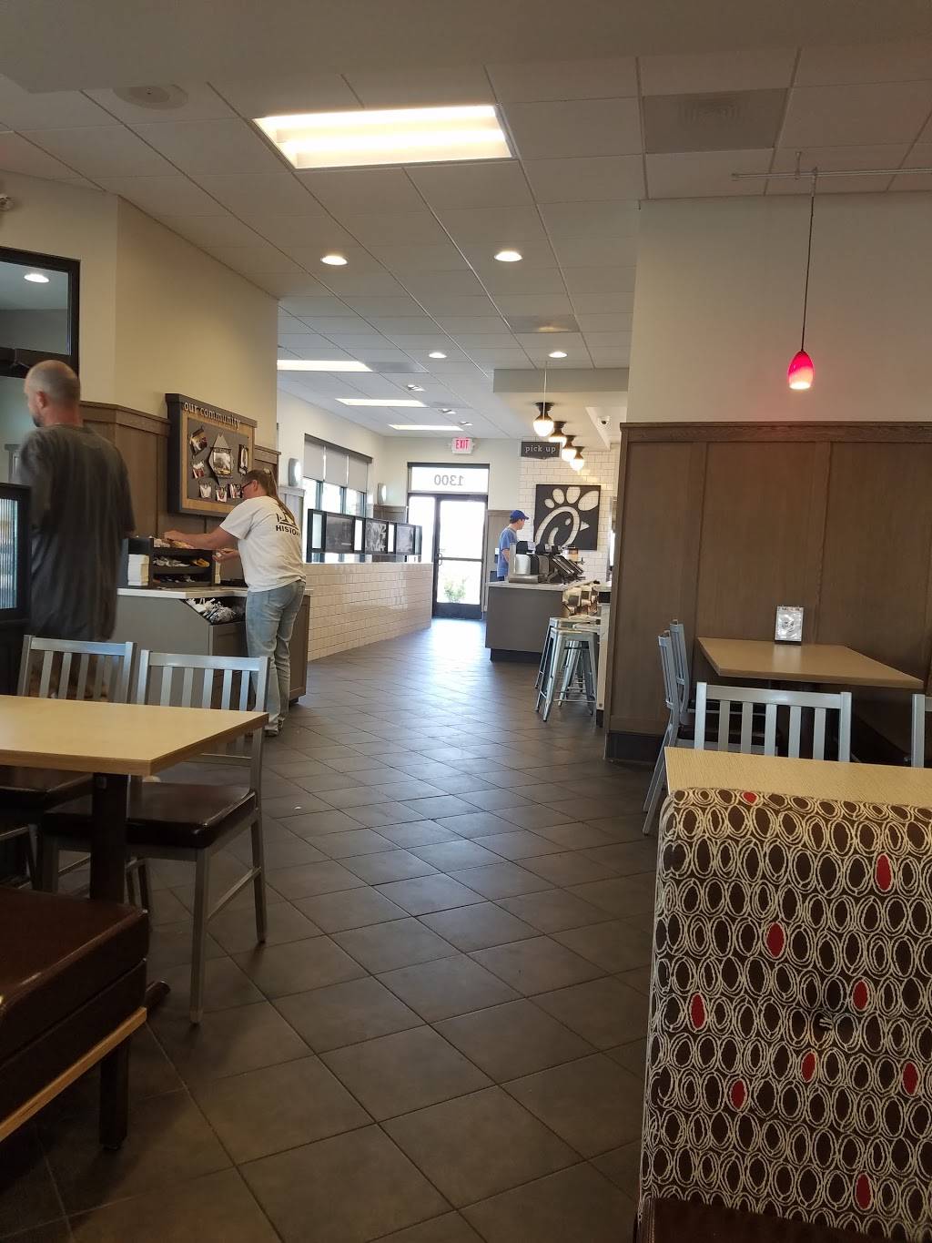 Chick-fil-A | restaurant | 1300 US-127 S Ste F, Frankfort, KY 40601, USA | 5022345222 OR +1 502-234-5222