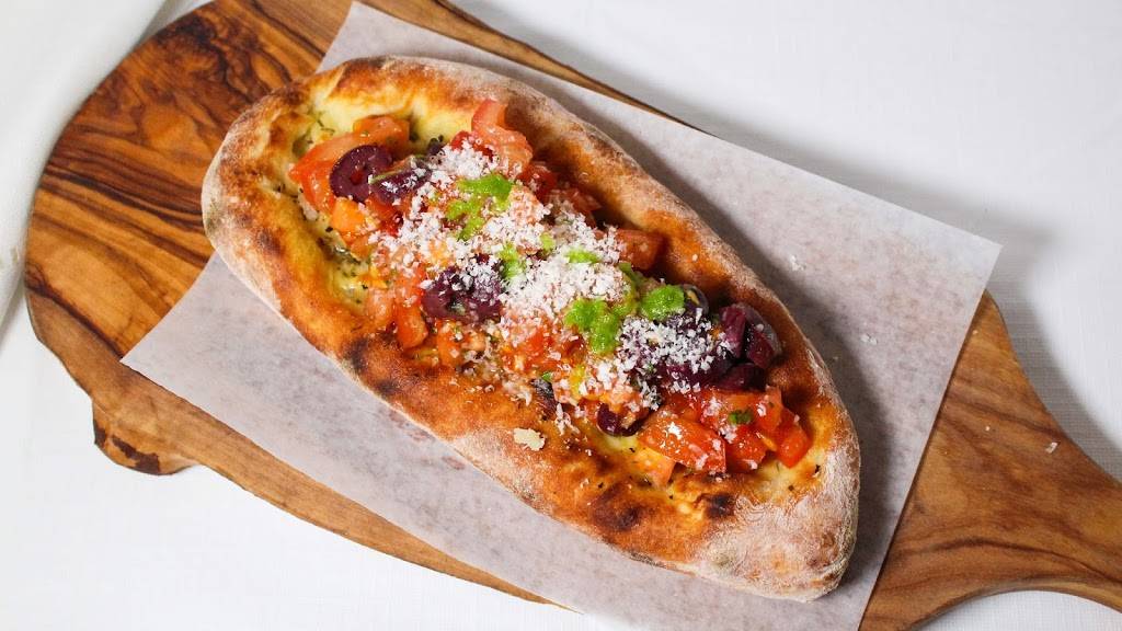 Balsamico | restaurant | 2029 Yonge St, Toronto, ON M4S 2A2, Canada | 6473480337 OR +1 647-348-0337