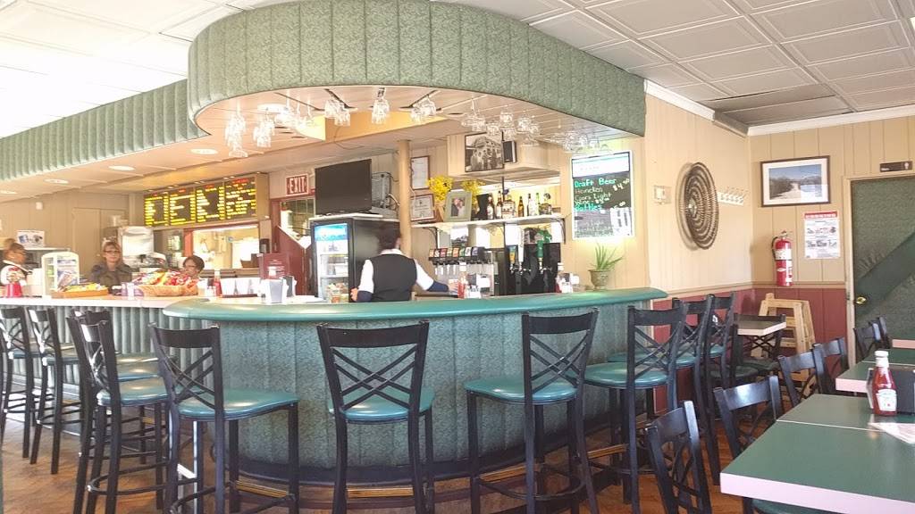 Libbys Lunch | restaurant | 98 McBride Ave, Paterson, NJ 07501, USA | 9732788718 OR +1 973-278-8718