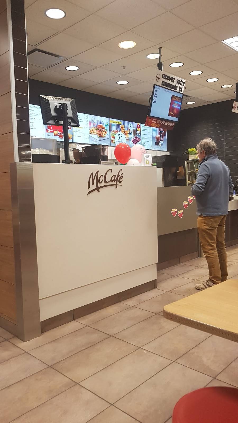 McDonalds | cafe | 250 Boulevard Brisebois, Châteauguay, QC J6K 0H5, Canada | 4506929779 OR +1 450-692-9779