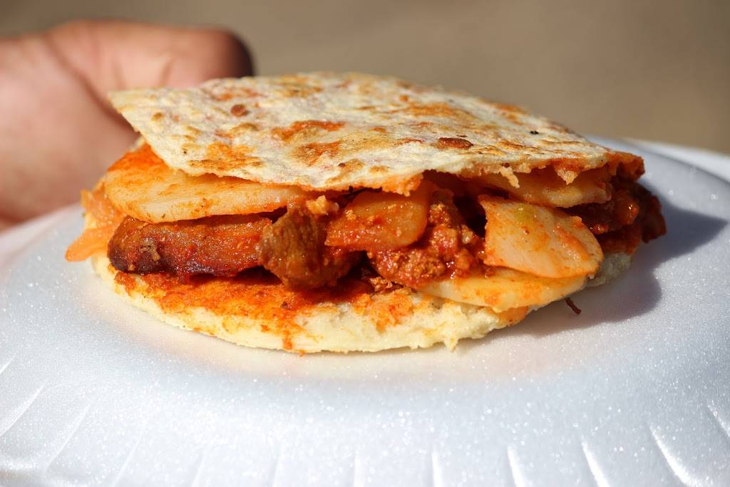 Gorditas El Sabor De Mi Pueblo | restaurant | 2000 East Ave, Turlock, CA 95380, USA | 2092325373 OR +1 209-232-5373