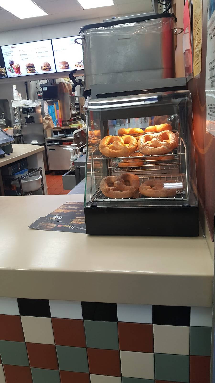 McDonalds | cafe | 3223 E Hammer Ln, Stockton, CA 95212, USA | 2094779810 OR +1 209-477-9810