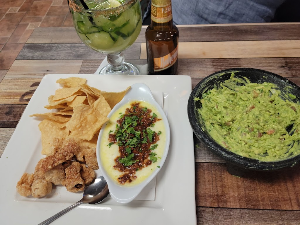 Los Dos Gallos Bar & Grill | restaurant | 6261 Joshua Palmer Wy, Banning, CA 92220, USA | 9518454400 OR +1 951-845-4400