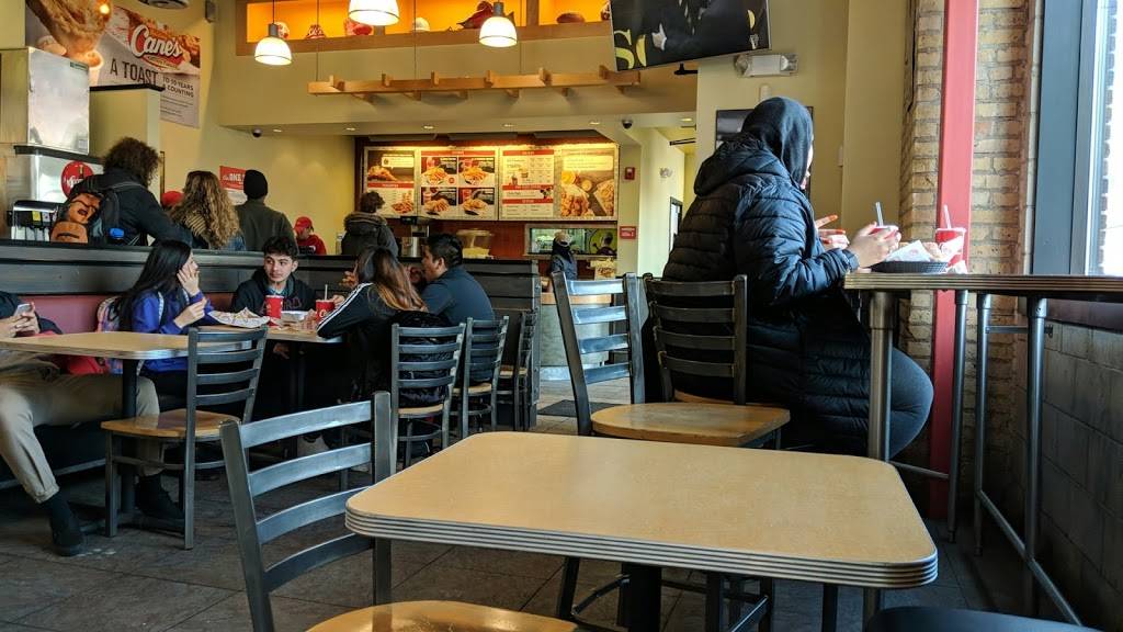 Raising Canes Chicken Fingers | meal takeaway | 825 Washington Ave SE #103, Minneapolis, MN 55414, USA | 6123783243 OR +1 612-378-3243