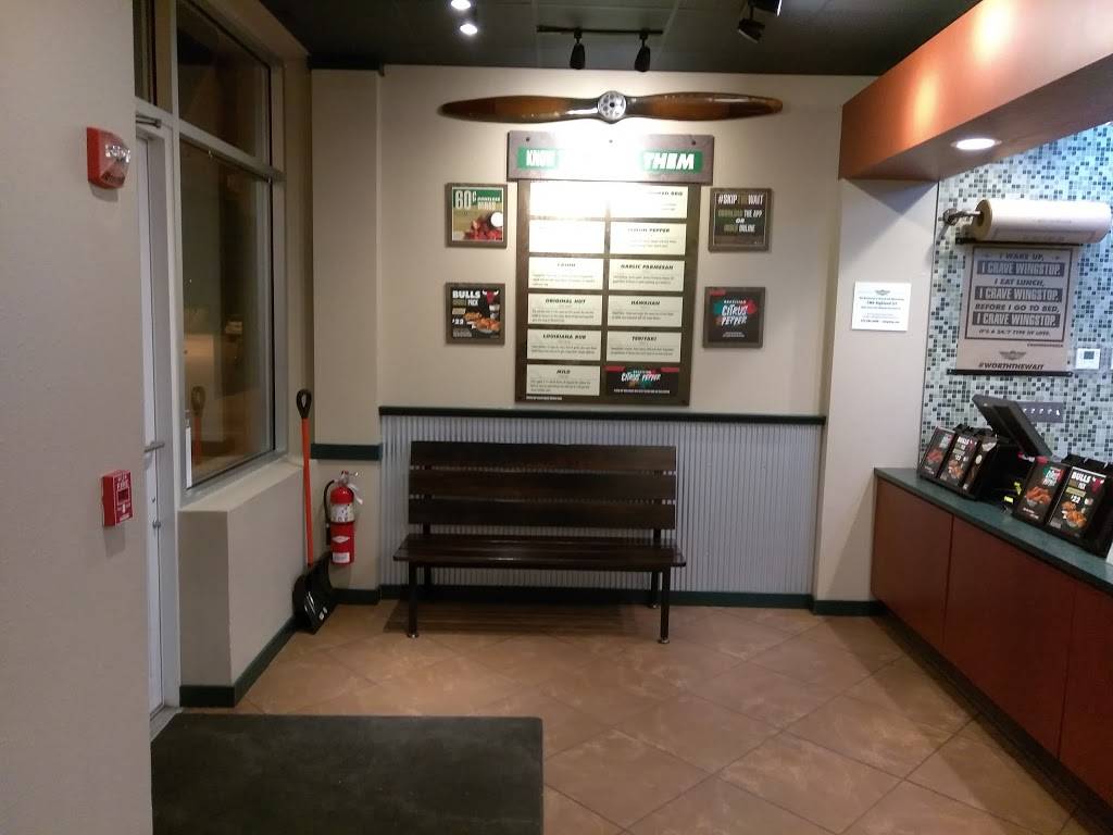 Wingstop | restaurant | 10435 Indianapolis Blvd b, Highland, IN 46322, USA | 2199249464 OR +1 219-924-9464