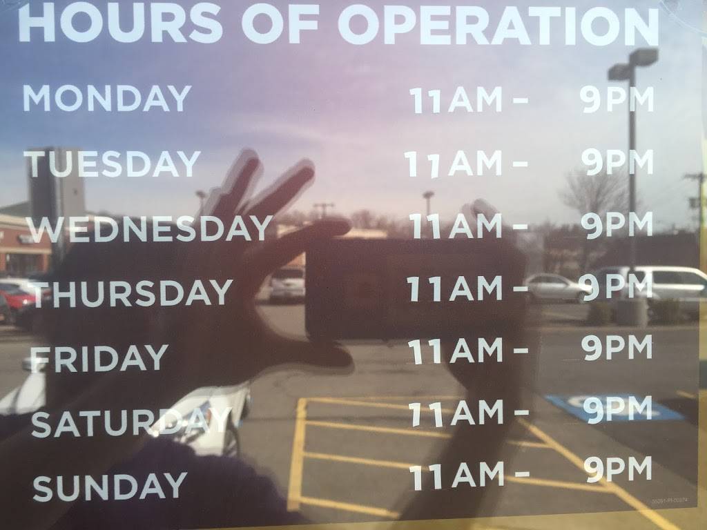 Moes Southwest Grill | restaurant | 3246 Monroe Ave, Rochester, NY 14618, USA | 5852677880 OR +1 585-267-7880