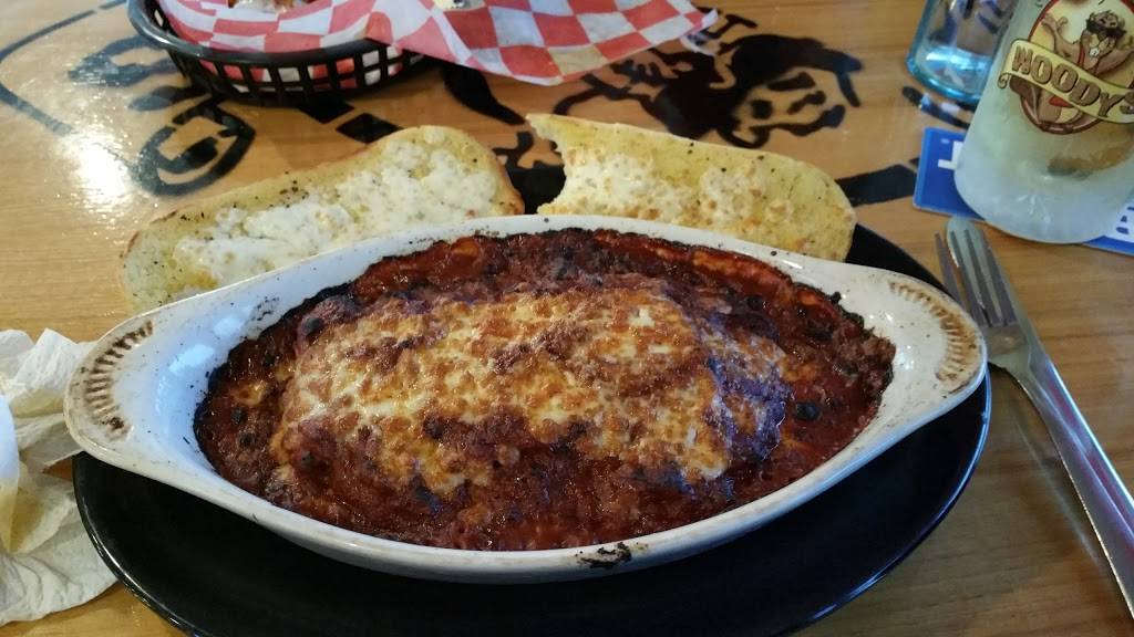 Woodys Pizza | restaurant | 849 Volunteer Dr, Paris, TN 38242, USA | 7316412222 OR +1 731-641-2222