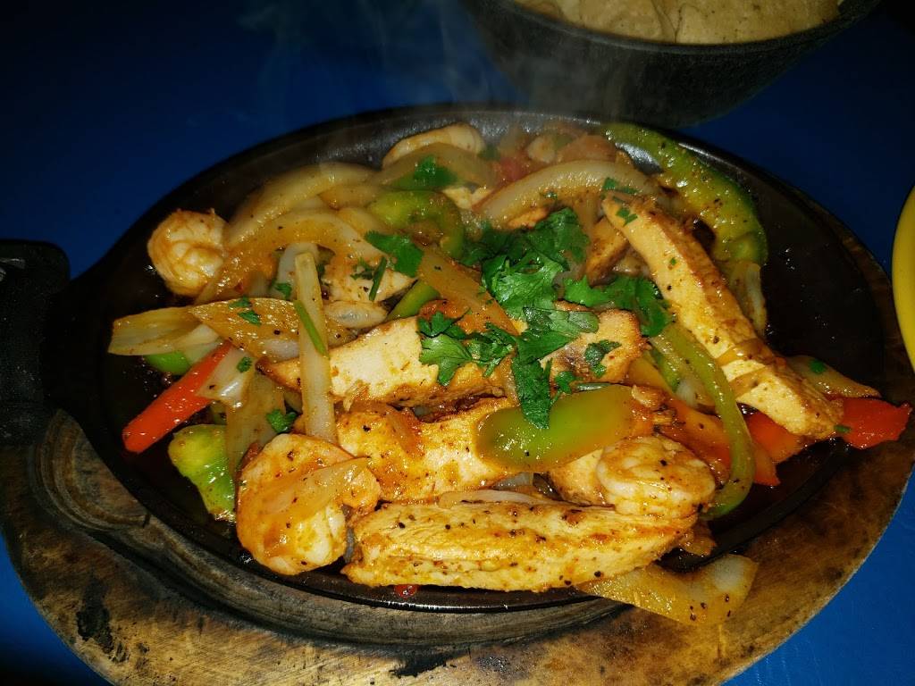 Aunt Chiladas Tempe | restaurant | 2019 W Baseline Rd, Tempe, AZ 85283, USA | 6024316470 OR +1 602-431-6470