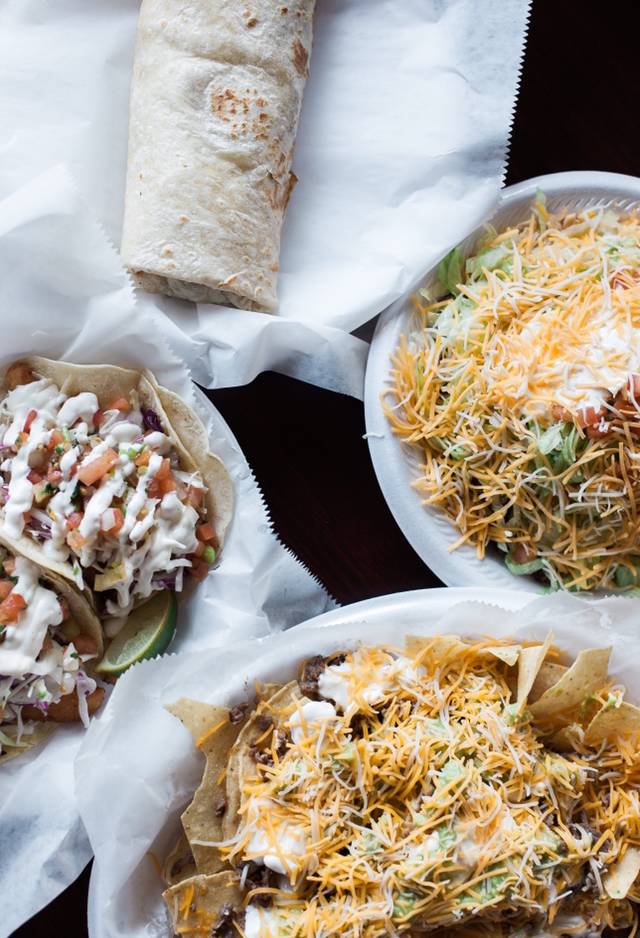 Oscars Taco Shop | restaurant | 53 W Thomas Rd Suite C and D, Phoenix, AZ 85013, USA | 6022642658 OR +1 602-264-2658