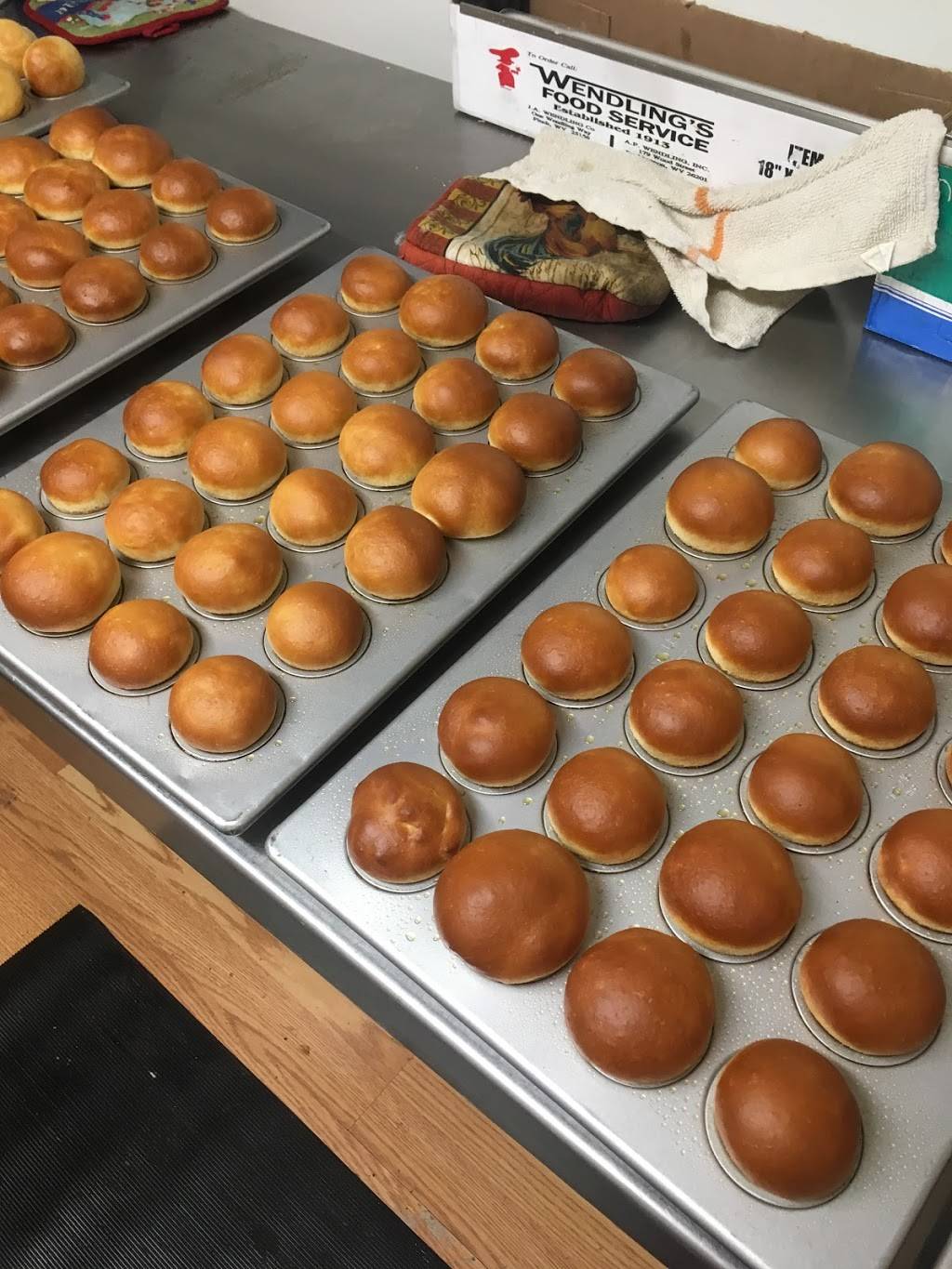 Mountain Roots Market | restaurant | 428 W 2nd St, Weston, WV 26452, USA | 3042693336 OR +1 304-269-3336