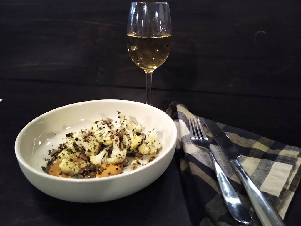 The Magpie | restaurant | 1602 E Houston St Suite 106, San Antonio, TX 78202, USA | 2103891584 OR +1 210-389-1584