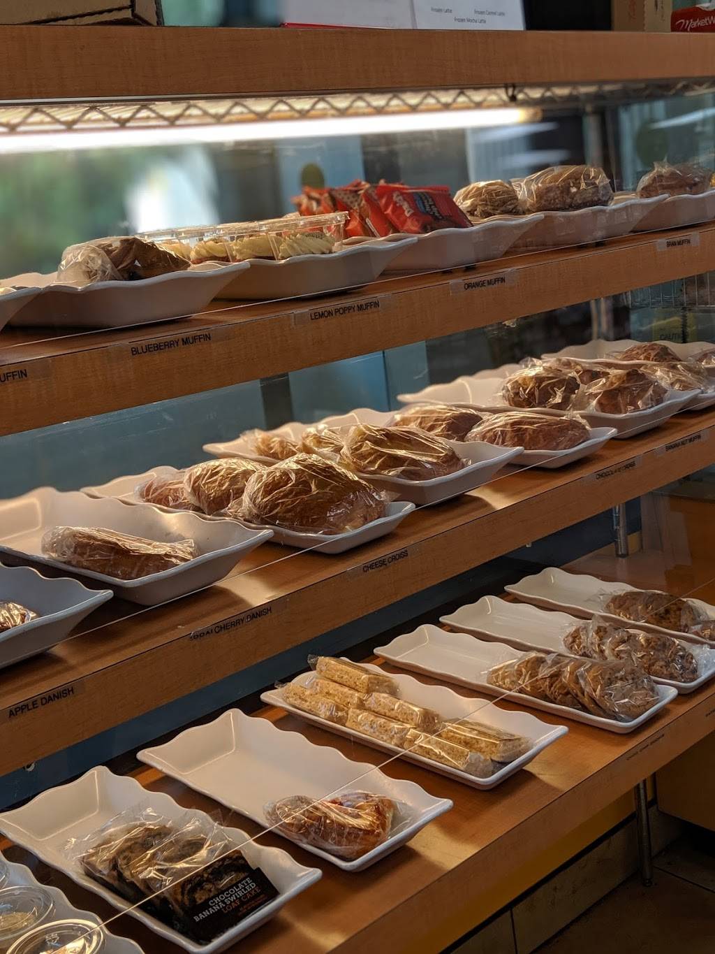 D Cafe | cafe | D, 7777 Forest Ln D20 Building, Dallas, TX 75230, USA | 9725666880 OR +1 972-566-6880