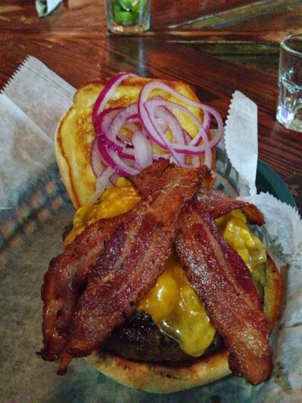 McKs Tavern | restaurant | 218 S Beach St, Daytona Beach, FL 32114, USA | 3862383321 OR +1 386-238-3321