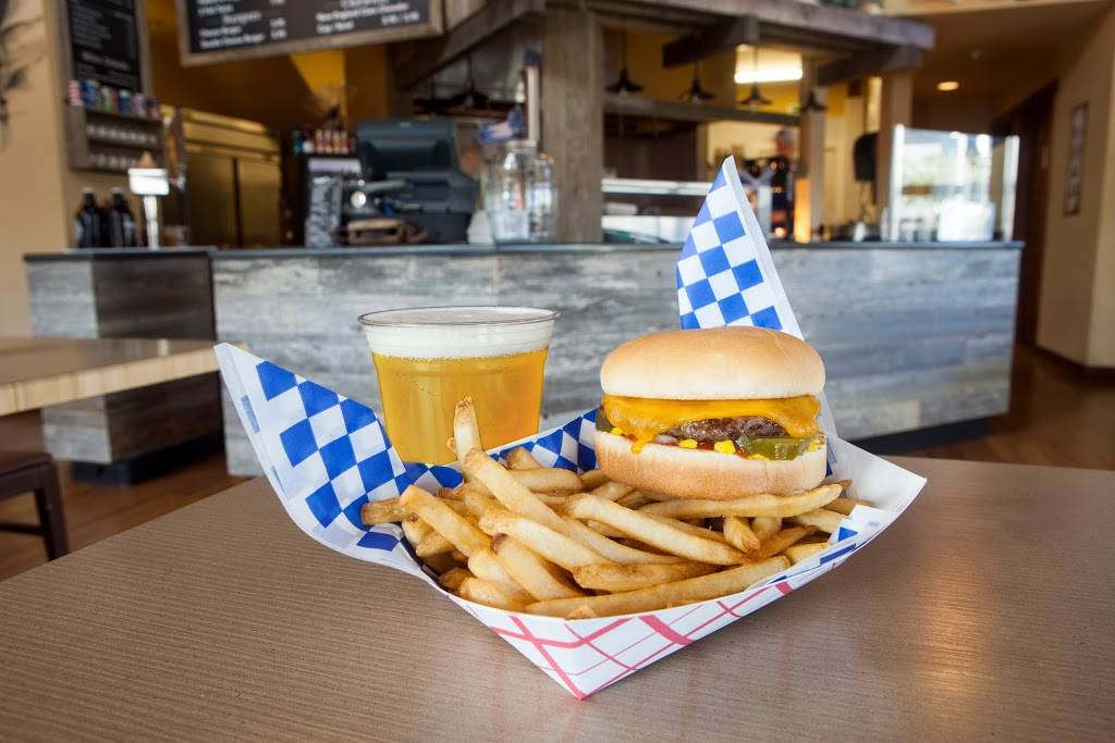 Toms Fish & Chips | restaurant | 1 N Holladay Dr, Seaside, OR 97138, USA | 5037397386 OR +1 503-739-7386