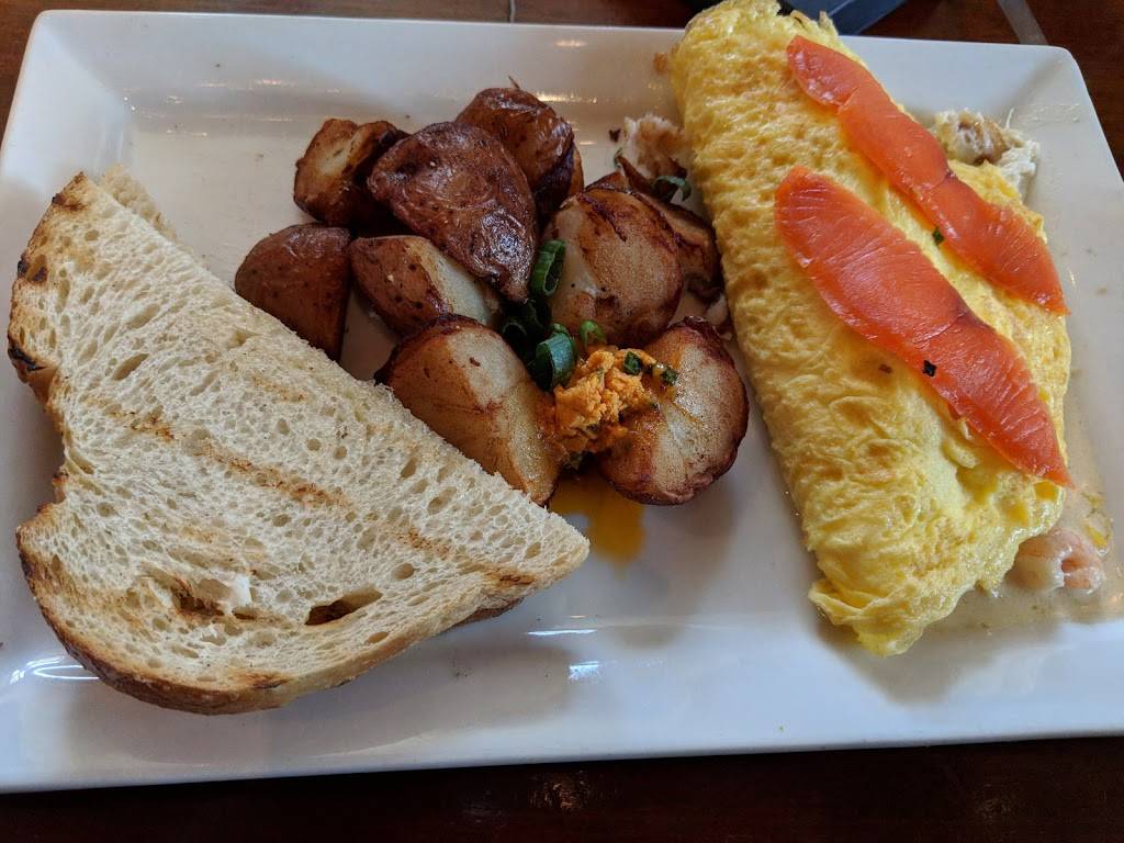 Hudsons Bar and Grill | restaurant | 7805 NE Greenwood Dr, Vancouver, WA 98662, USA | 3608166100 OR +1 360-816-6100