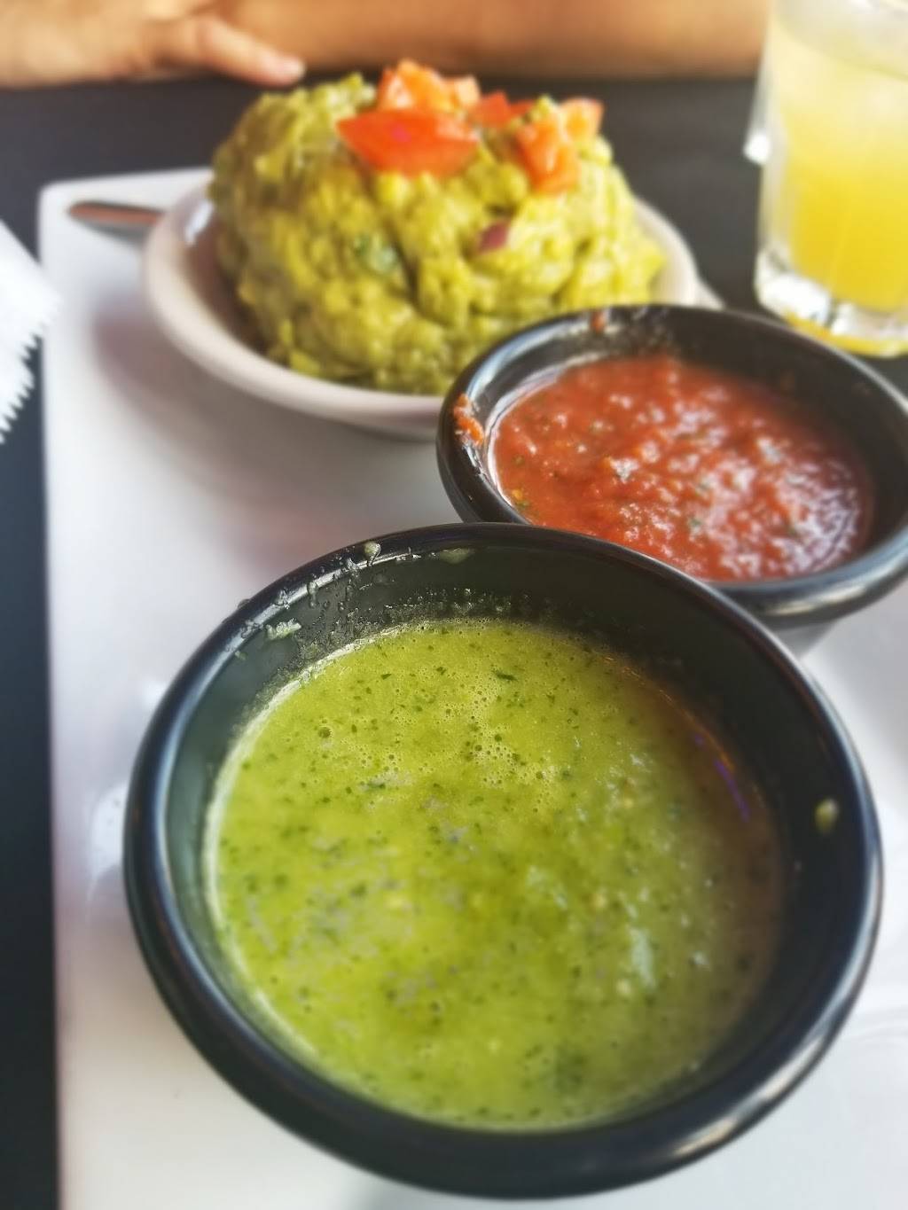 Mojito Cafe & Lounge | restaurant | 109D Main St, Port Washington, NY 11050, USA | 5164394666 OR +1 516-439-4666