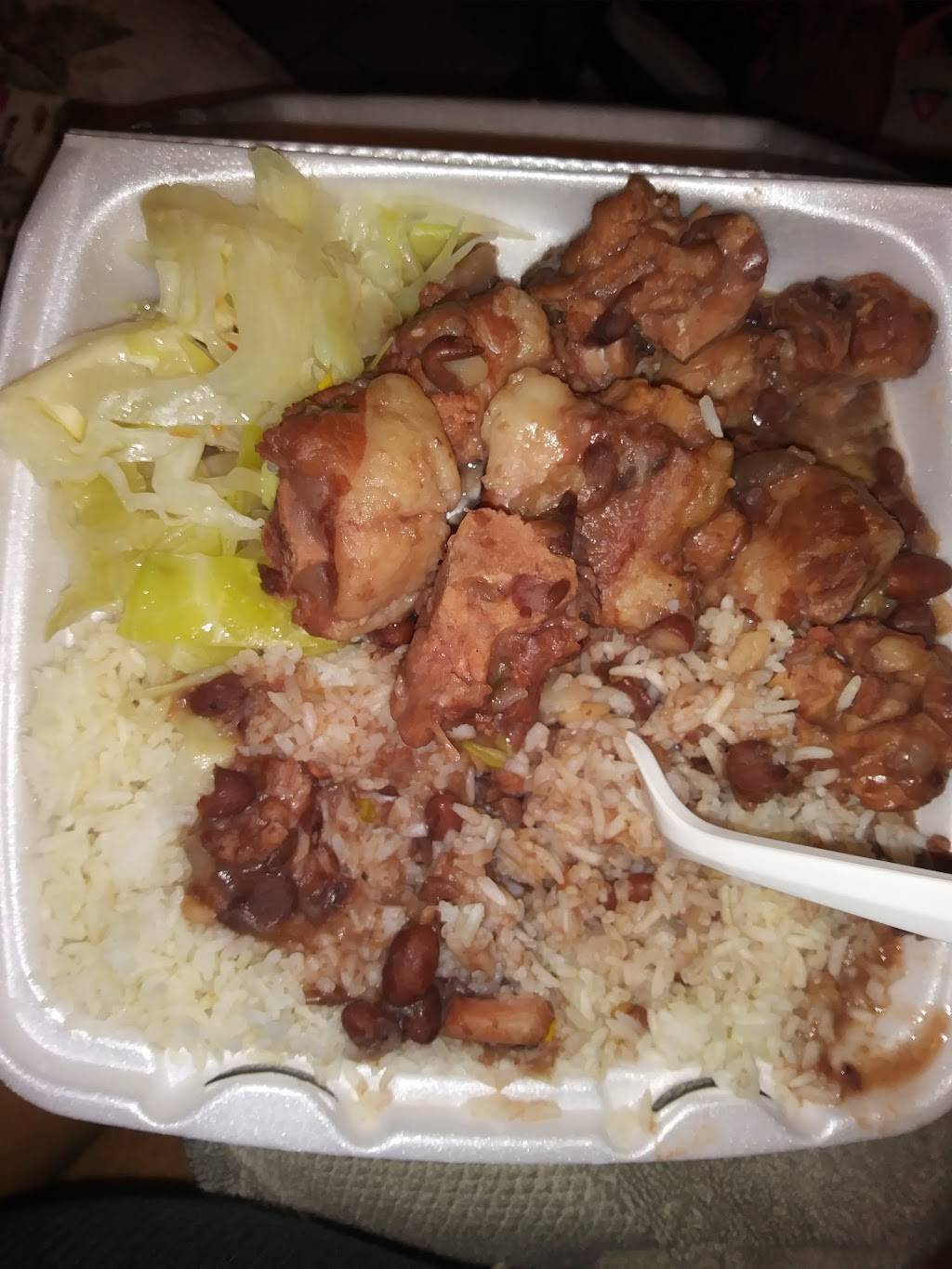 Dougies | bakery | 9604 Avenue L, Brooklyn, NY 11236, USA | 7182515444 OR +1 718-251-5444