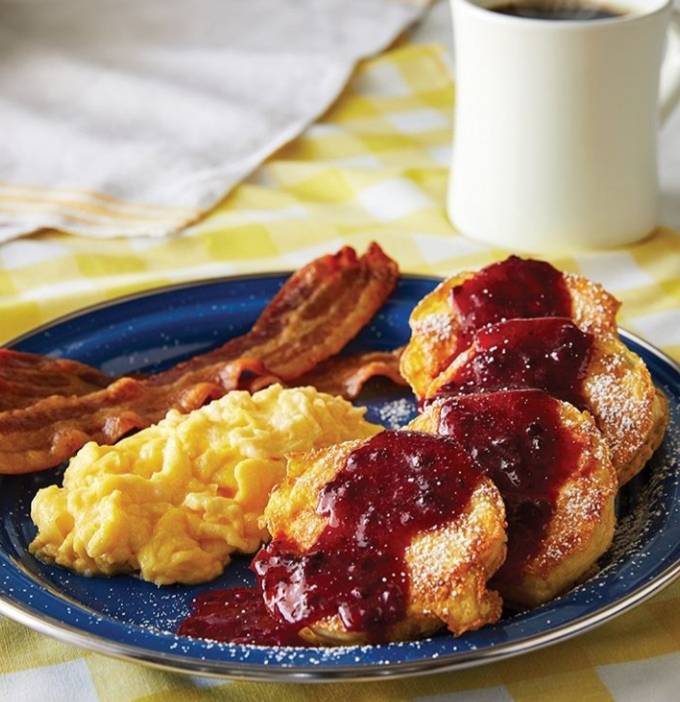 Cracker Barrel Old Country Store | restaurant | 13833 W Hillsborough Ave, Tampa, FL 33635, USA | 8138554200 OR +1 813-855-4200