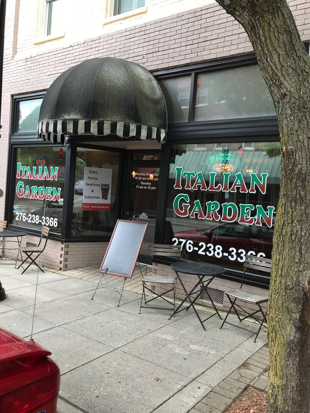 Italian Garden | restaurant | 104 N Main St, Galax, VA 24333, USA | 2762383366 OR +1 276-238-3366